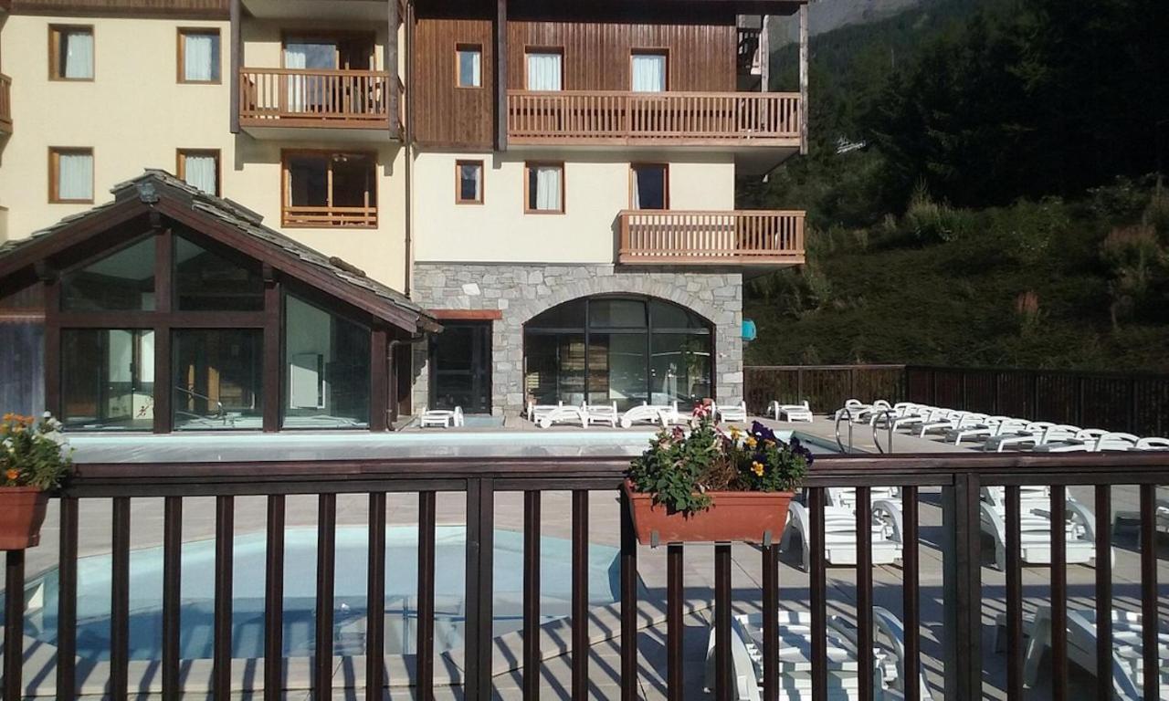 Résidence Les Alpages 4 étoiles - Appartement 4 personnes - Piscine, Hammam, Sauna, Jacuzzi - ValCenis 73480 Lanslebourg-Mont-Cenis Exterior foto