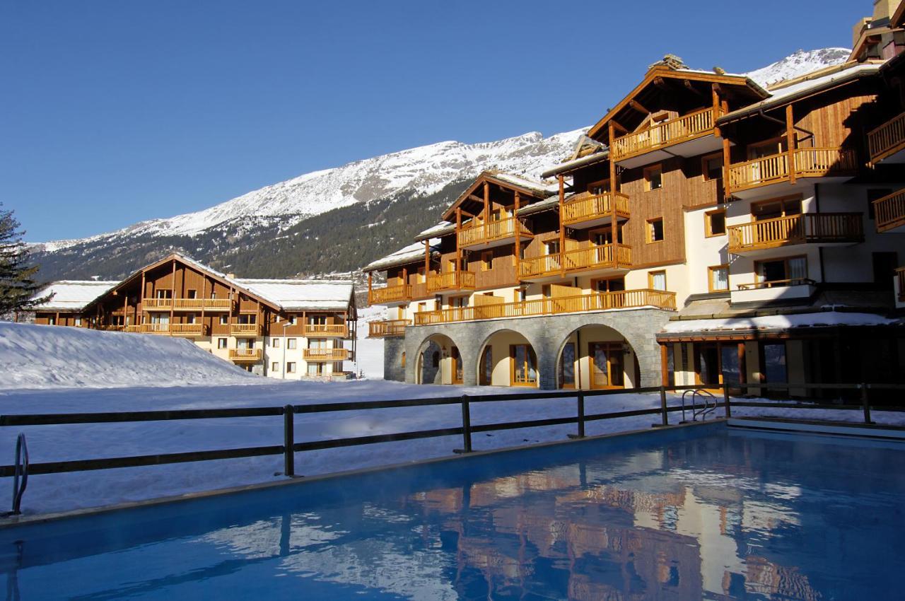 Résidence Les Alpages 4 étoiles - Appartement 4 personnes - Piscine, Hammam, Sauna, Jacuzzi - ValCenis 73480 Lanslebourg-Mont-Cenis Exterior foto